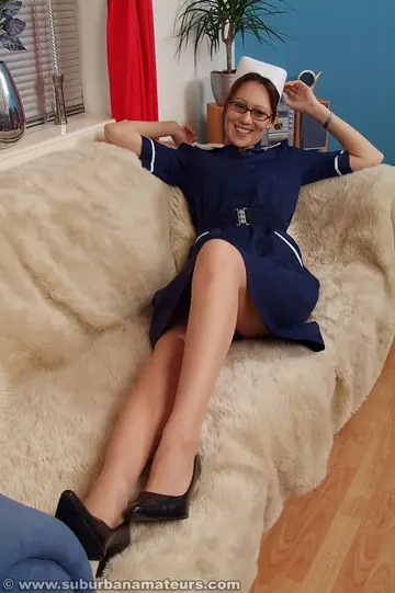 Yazmin Daniel – Short-Haired Brunette in Glasses Pulls Panties Aside to Finger Her Pussy