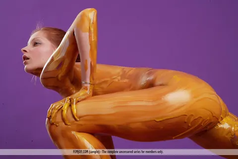 Indiana A Belle: Slender Redhead Shows Off Her Natural Tits in Body Paint – photo 14 of 16