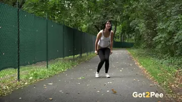 Lady Dee – Czech Brunette in Glasses Pulls Down Her Yoga Pants to Piss