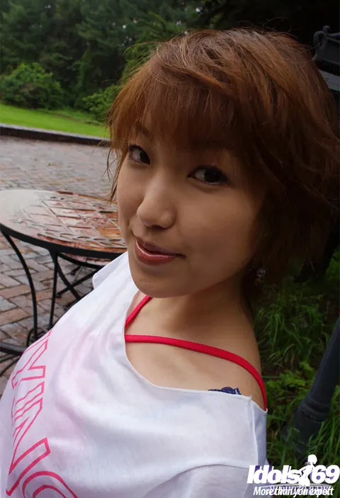 Japanese Babe Strips Out of Her Panties Outdoors – photo 8 of 16