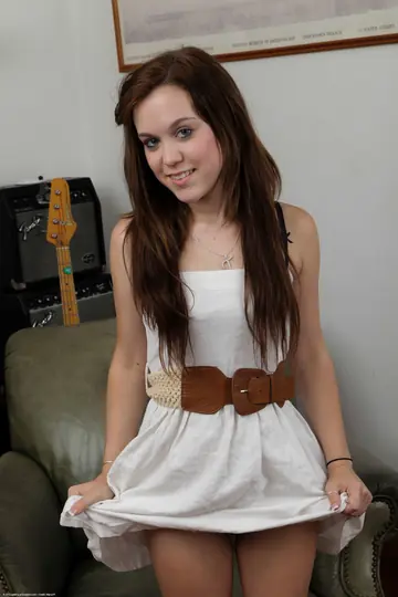 Trinity Rae – Petite Brunette Strips and Toys Her Pussy