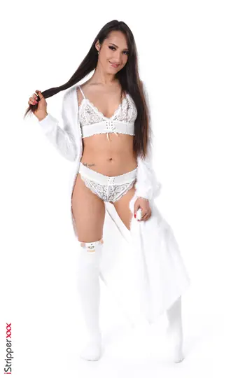 Mishel Dark – Brunette Plays with a Dildo in Lingerie and Stockings