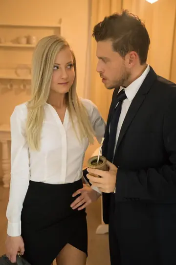 Karina Grand – Tall European Blonde Sucks Cock and Uses a Toy in a Threesome