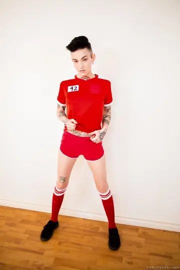 Nikki Hearts – PAWG in a Football Uniform and Socks Shows Off Her Ass
