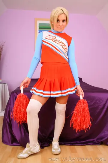 Amy Lu – Latina MILF with Big Tits Strips Out of Her Uniform and Stockings