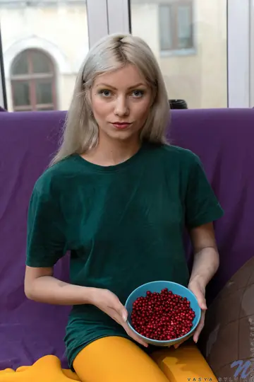 Vasya Sylvia – Russian Blonde Undresses and Spreads Her Shaved Pussy
