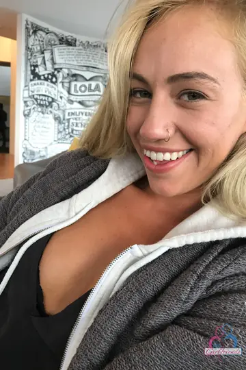 Lyra Law – Tattooed Blonde Girlfriends Kiss, Finger and Lick Pussy