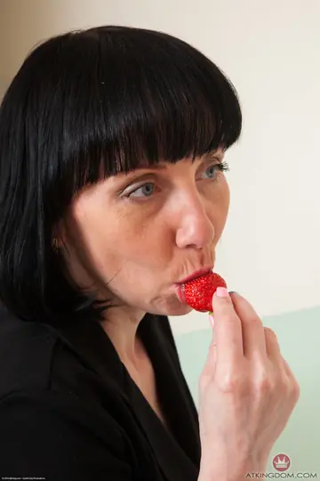 Pale Hairy MILF Sucks Cock and Gets Fucked