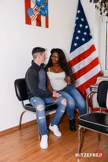 Ebony Woman in Jeans Takes a Cumshot Inside Her Pussy