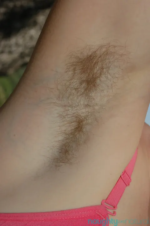 Busty Amateur with Short Hair Spreads Her Hairy Pussy Outdoors – photo 11 of 20