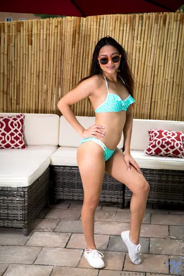 Desiree Martinez – Latina in a Bikini and Glasses Fingers and Toys Her Pussy