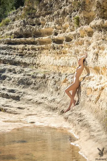Miss Zita – European Blonde with Big Enhanced Tits Strips Out of Her Bikini Outdoors