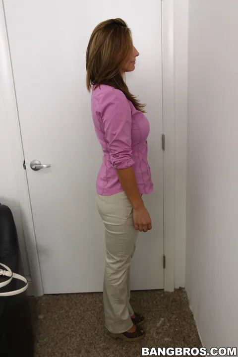 Latina Strips and Spreads at the Casting – photo 4 of 20
