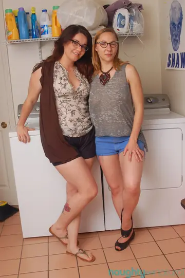 Maggie Mayhem – Hairy Brunettes in Shorts and Glasses Lick and Finger Each Other