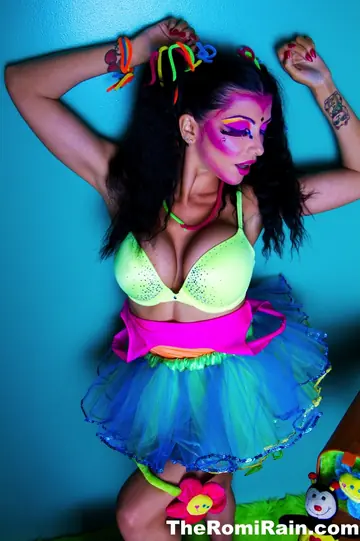 Romi Rain – Thick Brunette MILF in Costume Spreads Her Pussy and Ass in Heels