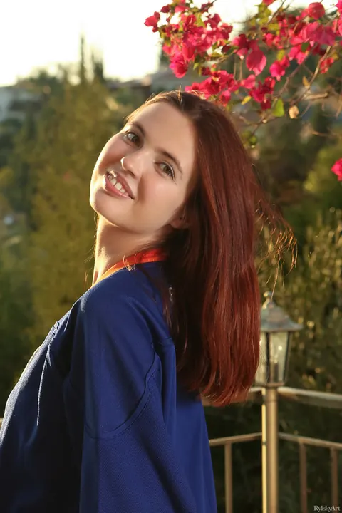 Felicia Vina: Redhead with Small Natural Tits and Tattoo Strips Nude – photo 1 of 21