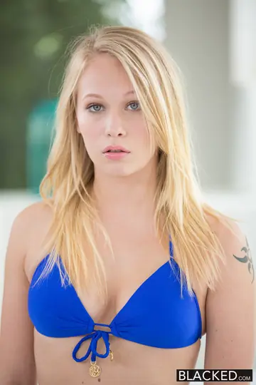 Dakota James – Blonde PAWG Takes Two BBCs Outdoors in Her Panties