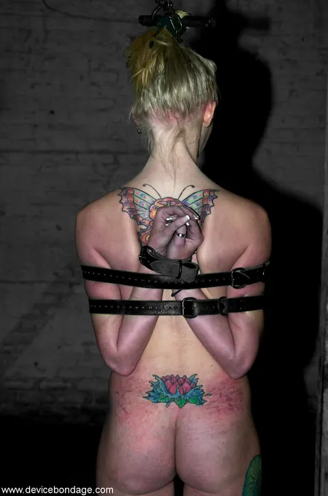 Claire Adams & Jade Marxxx: MILF with Big Natural Tits Bound in Restraints – photo 3 of 17