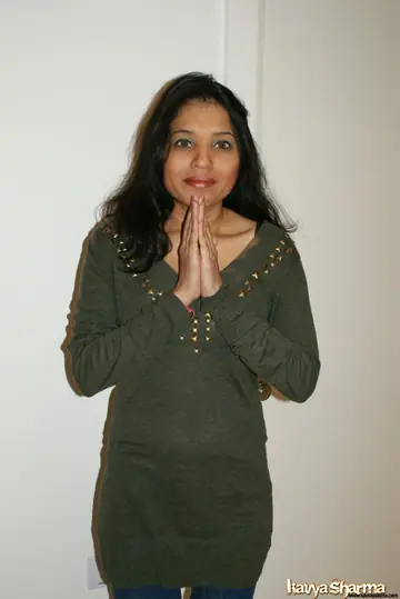 Indian MILF Unbuttons Her Jeans and Spreads Her Legs