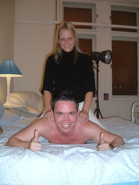 Kathy Blanche & Peaches: Blonde and Brunette Have Anal Threesome – photo 3 of 17