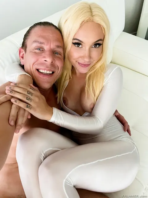Jazmin Luv: Blonde in Lingerie Gives a Footjob and Takes It Doggy Style – photo 15 of 15