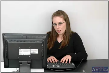 Christie Lee – Secretary in Glasses Sucks and Fucks in the Office