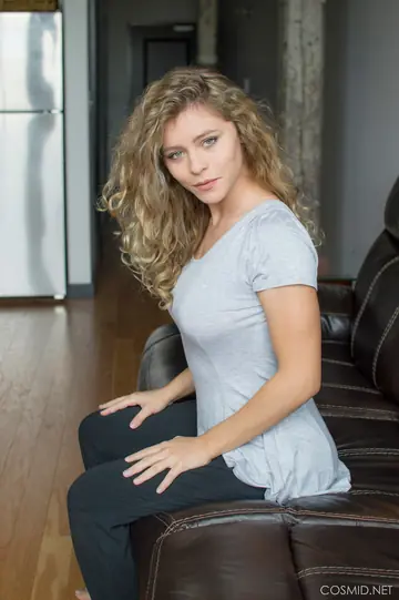 Curly Blonde PAWG Strips Out of Her Panties for Her Debut