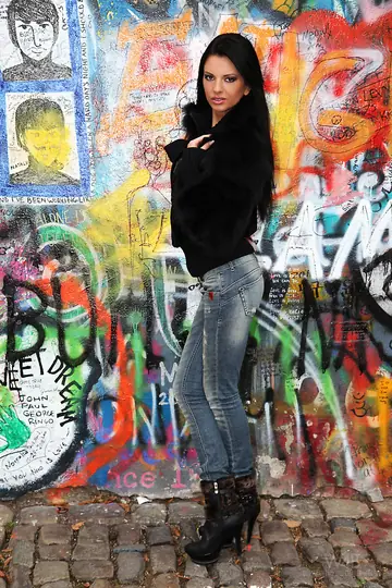 Monika Benz – Czech Brunette Strips Out of Her Jeans and Spreads Her Trimmed Pussy