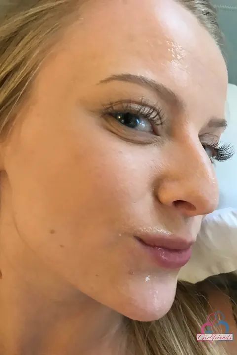 Paris White: Petite Blonde Takes a Facial in a Threesome – photo 16 of 21