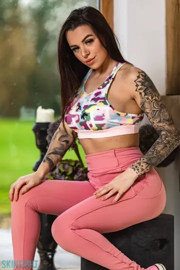Mia Stryker – Busty Tattooed Brunette Strips Out of Her Yoga Pants and Sneakers
