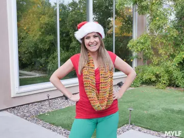 Lauren Phillips – Busty Blonde MILF and Redhead Share Cock in a Christmas Threesome