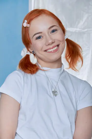 Kira Roller – Redhead in Pigtails Takes Anal and Kisses Her Partner