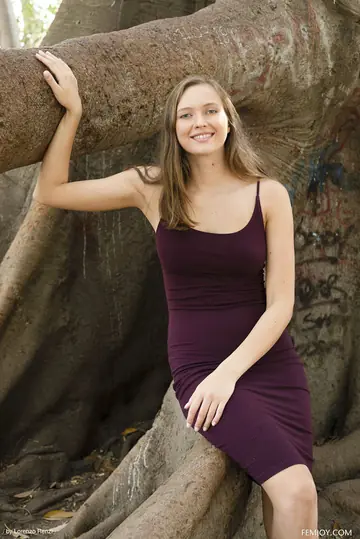 Stacy Cruz – Czech Redhead Strips Out of Her Dress and Spreads Her Legs