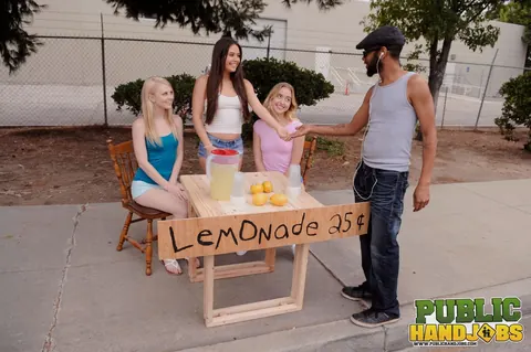 Chloe Couture: Blonde and Brunette Latinas Give a Handjob Outdoors – photo 2 of 20