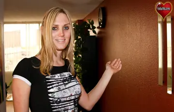 Trans Woman Peels Off Her Jeans and Poses Fully Nude