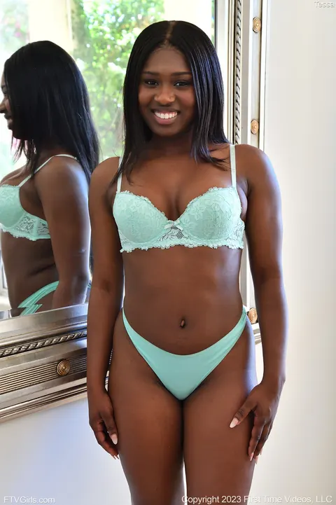 Ebony Babe Strips and Masturbates Before a Mirror – photo 6 of 20