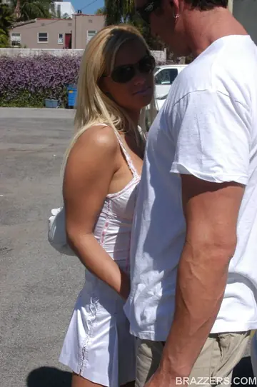 Shyla Stylez – Busty Blonde in Glasses Takes a Huge Cumshot