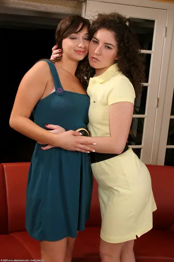 Sativa Verte – Two Brunettes Share Lesbian Fingering and Pussy Licking