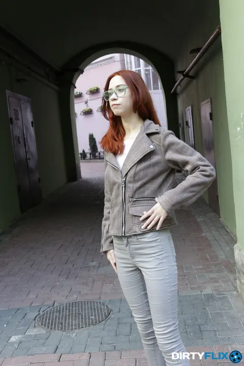 Lagoon Blaze: Tall European Redhead Blows Her Partner Outdoors – photo 3 of 20