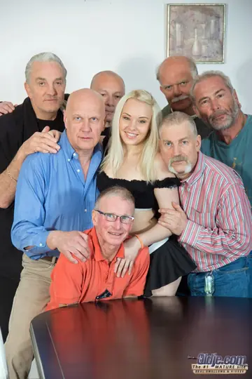 Lola Taylor – Blonde with Small Tits Takes Anal in Group Sex