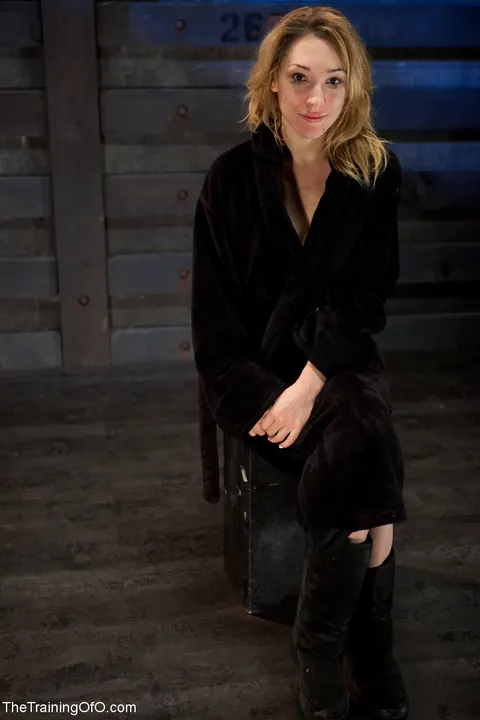 Lily LaBeau: Tall Blonde with Big Tits Bound for a Threesome – photo 21 of 21