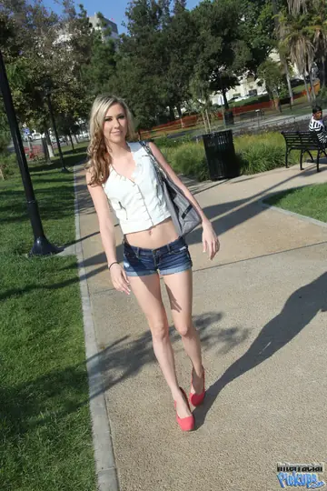 Tysen Rich – Skinny Blonde Takes BBC Outdoors After a Blowjob and Handjob