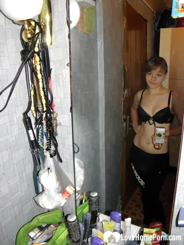 Petite Amateur Strips and Spreads for Homemade Selfies