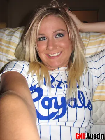 Thick Blonde with Big Tits Takes Nude Selfies on Her Phone
