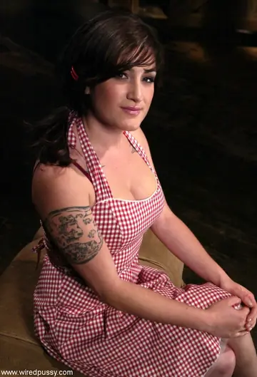 Stacy Staxxx – Busty Tattooed Brunette Licks and Fingers Slim Partner