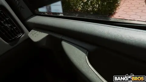 Harper Red: Thick Redhead Rides a Partner in the Car for a Cumshot – photo 2 of 21