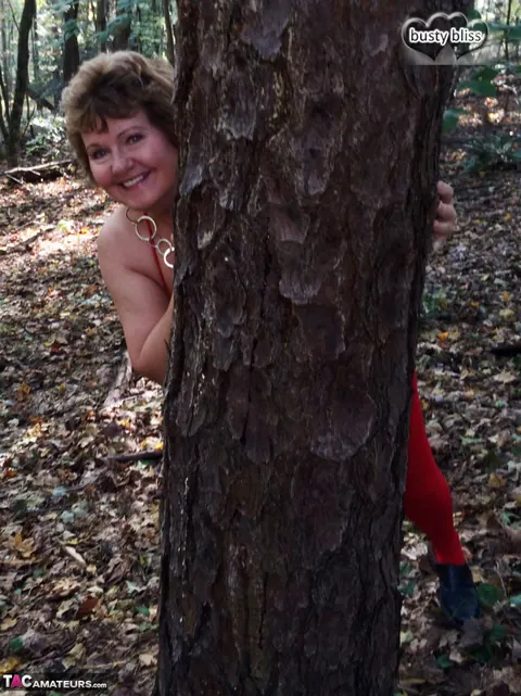 Bustybliss: Brunette MILF Undresses and Spreads in the Forest – photo 3 of 16
