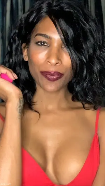 Petite Ebony Trans Woman Strips Nude and Poses