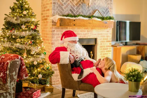 Nikole Nash & Silvia Saige: Busty Redhead MILF Rides Santa in a Threesome – photo 3 of 16