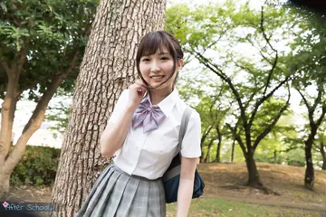 Maria Wakatsuki – Skinny Asian Brunette Lifts Her Uniform Skirt Outdoors